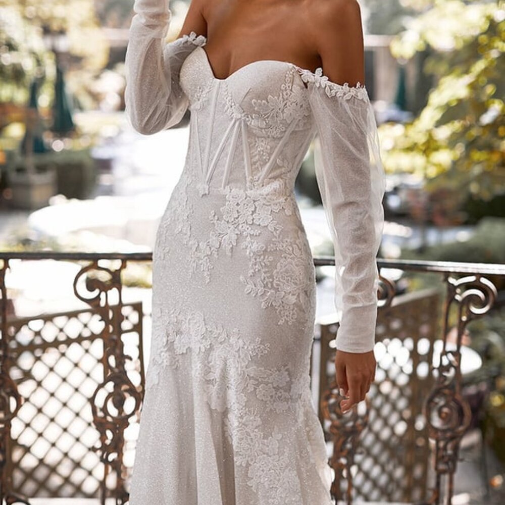 KATY CORSO COUTURE Helly Ivory Wedding Dress 2021 Collection - Picture 4 of 4